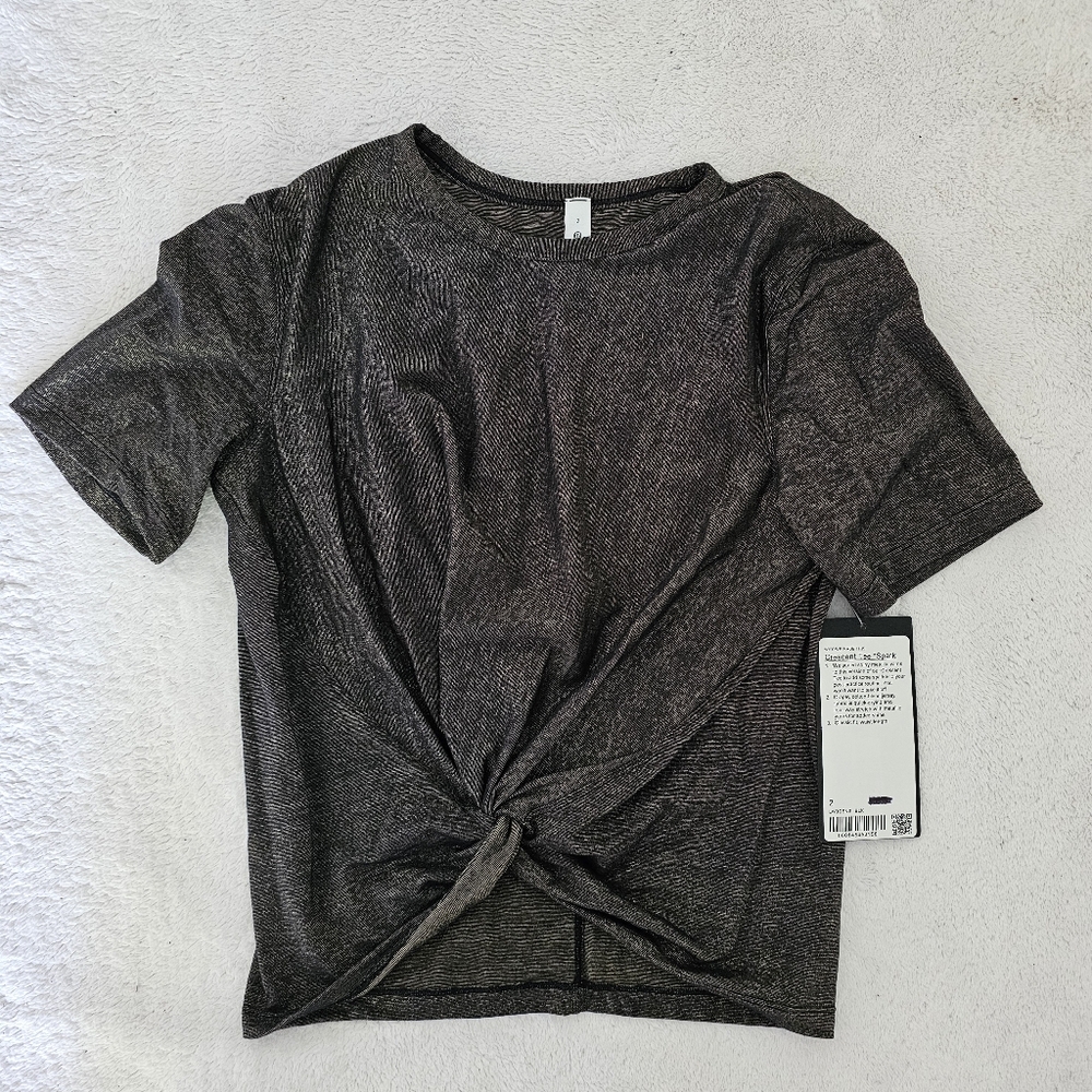Lululemon Crescent T-ShirtSpark